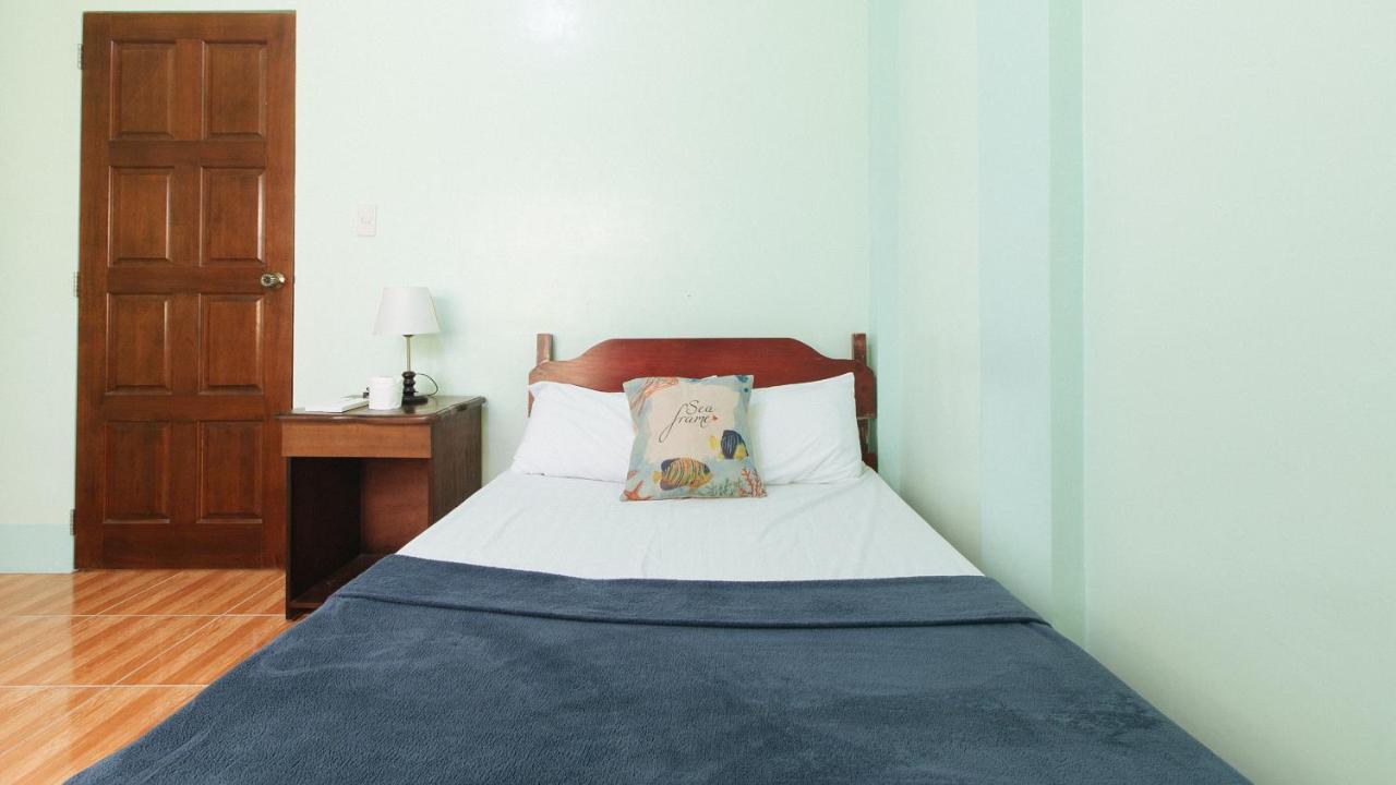 En Gedi Beach Resort By Reddoorz Iba Ngoại thất bức ảnh