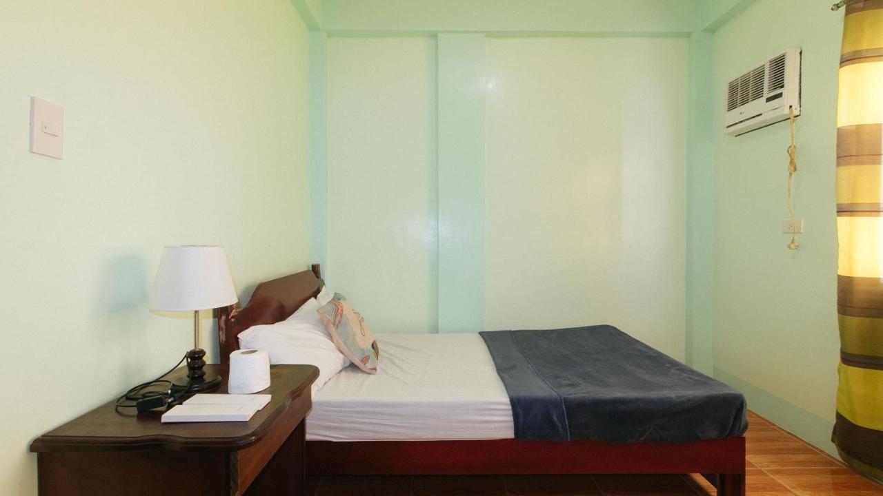 En Gedi Beach Resort By Reddoorz Iba Ngoại thất bức ảnh